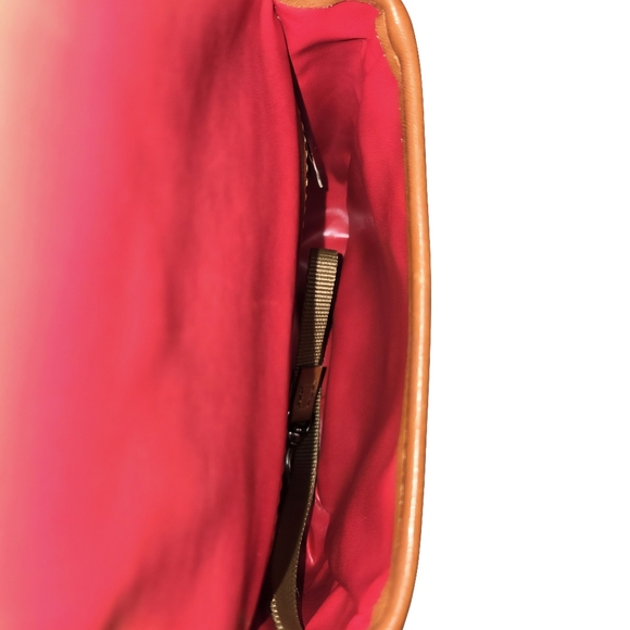 Dooney & Bourke (Vintage) North/South Crossbody Bag-EUC - Picture 10 of 15